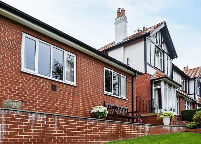 Downdinner Hill * Whitby